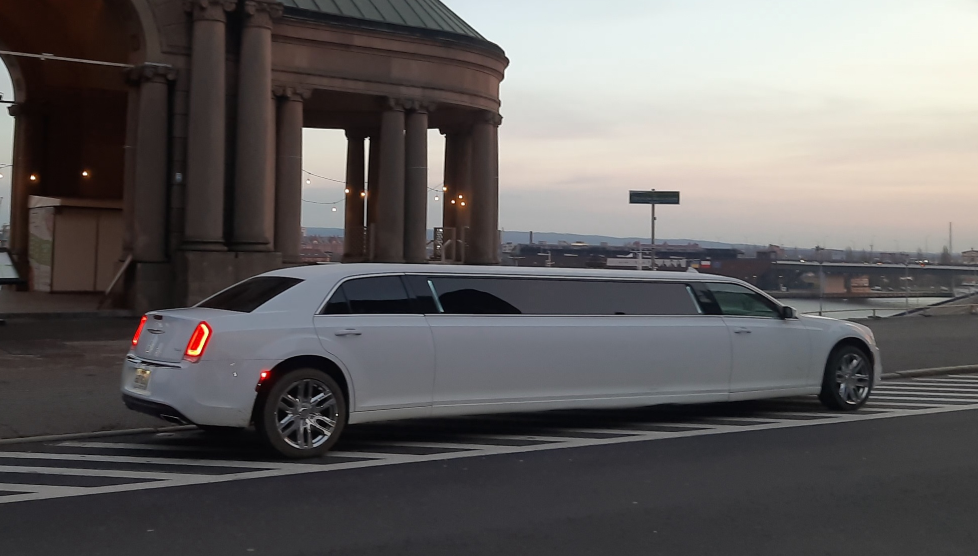 limuzyna Chrysler wynajem Szczecin