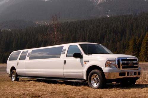 Ford
                  Excursion limo Krakow